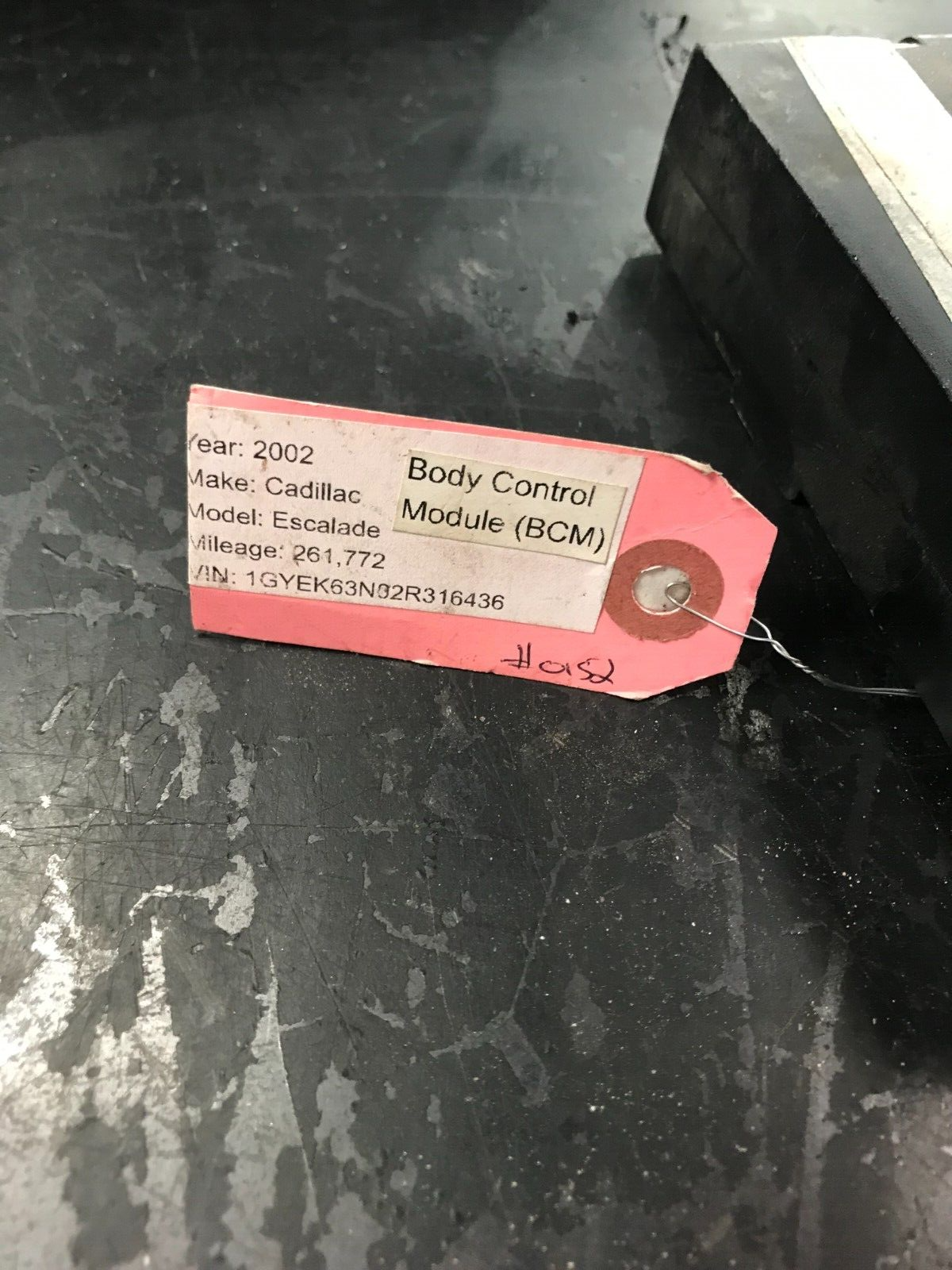 2002 GMC/Escalade/Chevrolet Body Control Module BCM 15081857