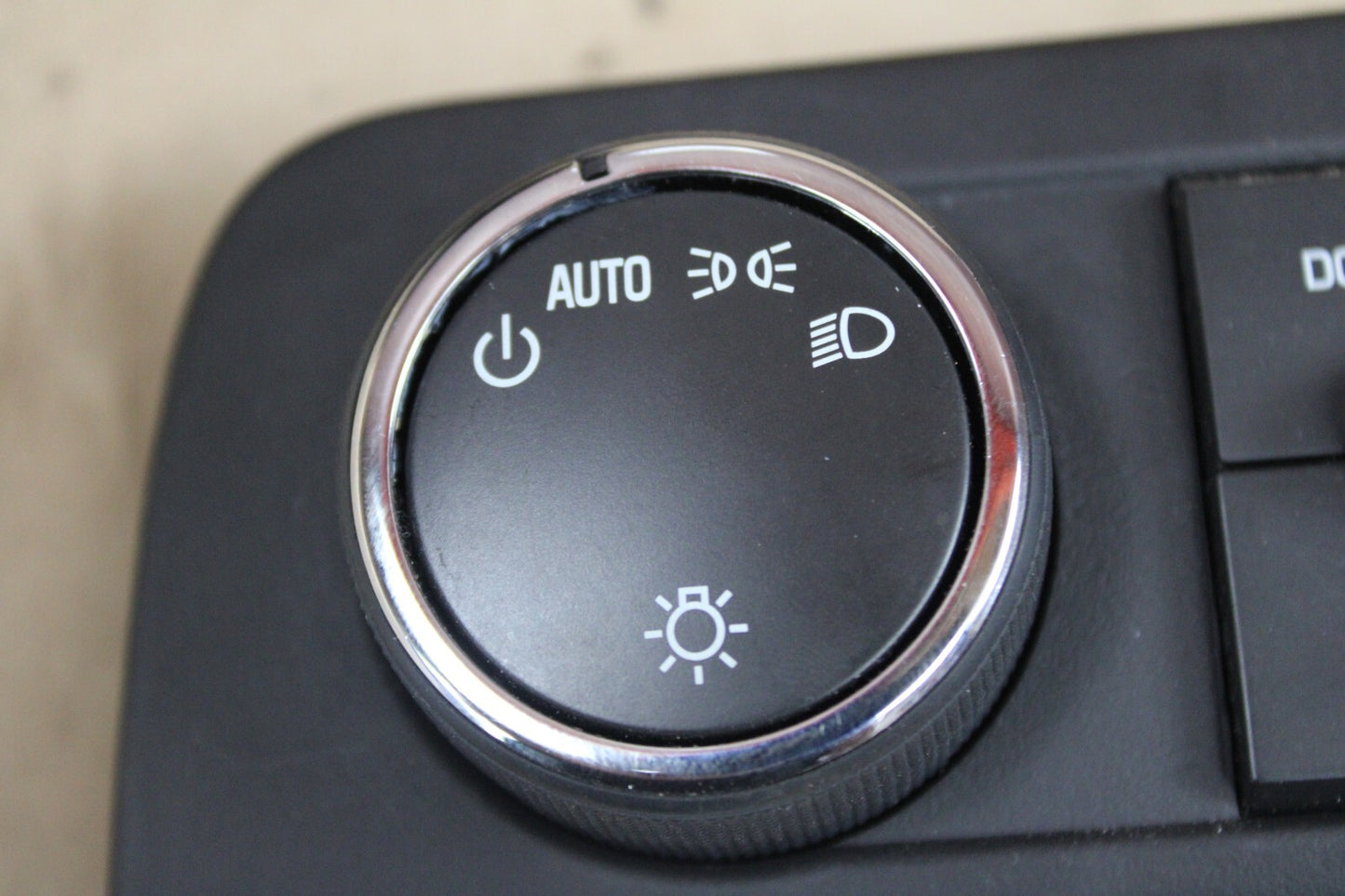 2010-2014 OEM CADILLAC ESCALADE ESV EXT DASH PANEL HEADLIGHT DOME CONTROL SWITCH