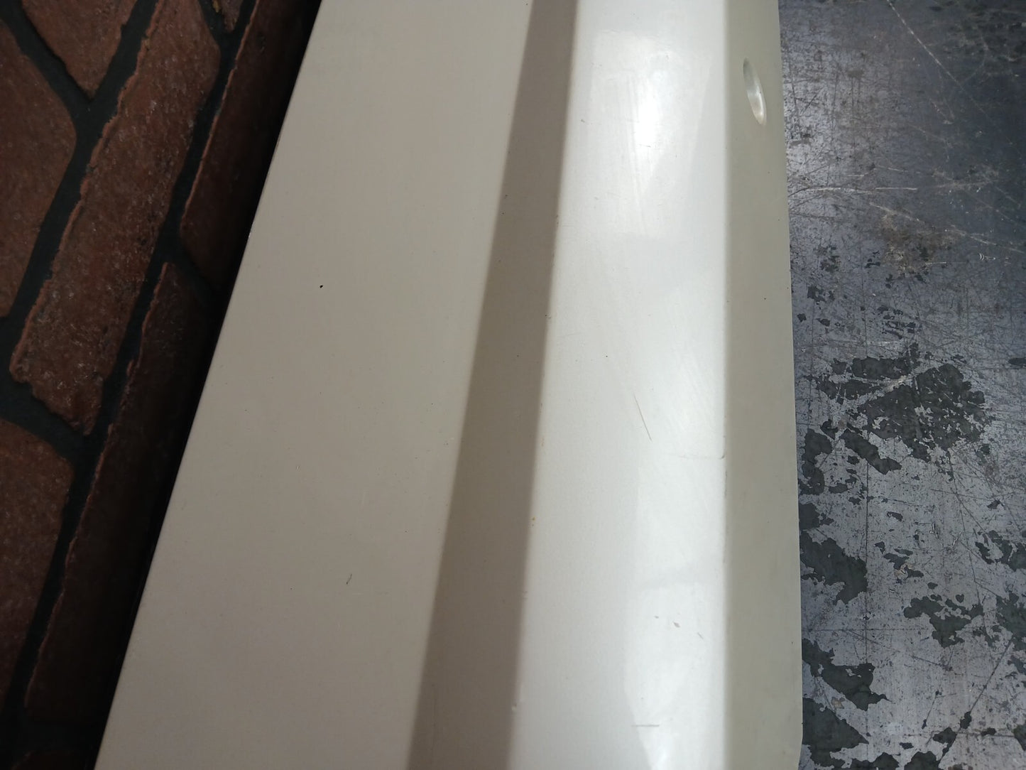2002-2013 Cadillac Escalade EXT Rear Driver LH Side Trunk Panel Trim White