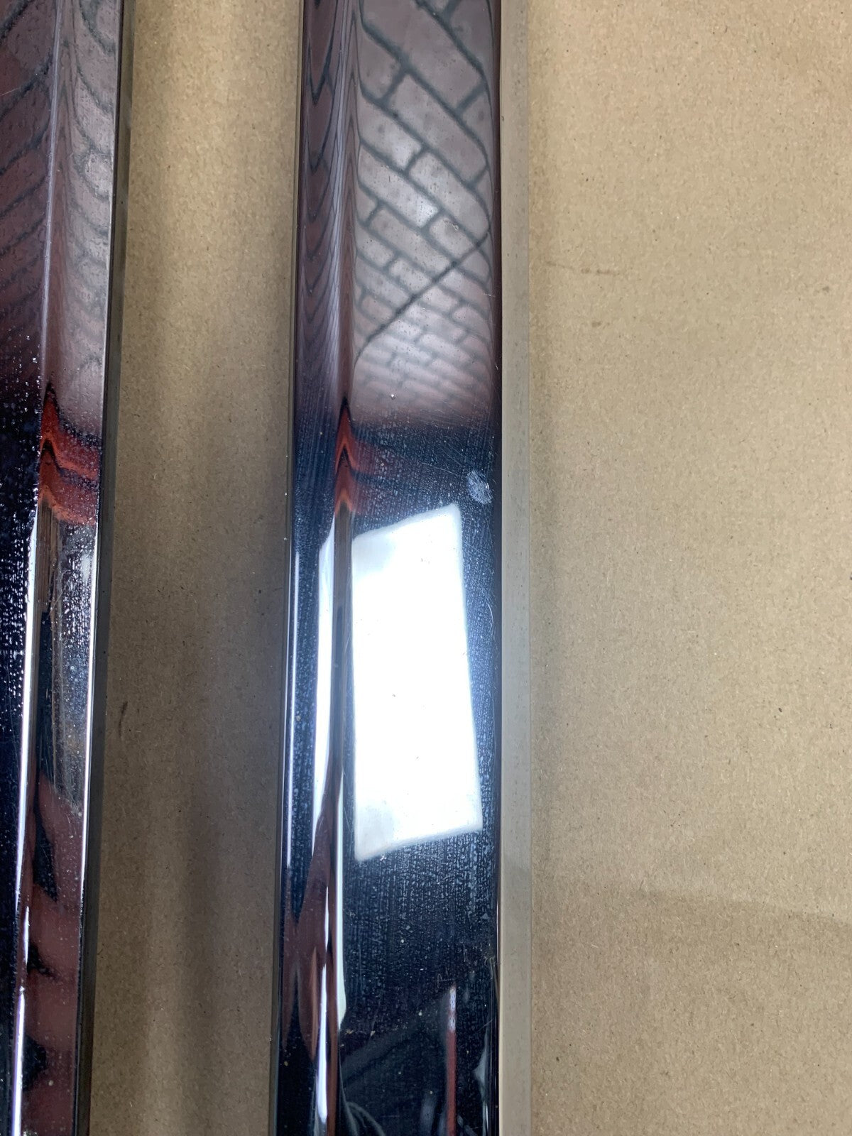 06-07 GRAND CHEROKEE RIGHT LEFT SIDE REAR CHROME DOOR TRIM MOLDINGS 04806272AA