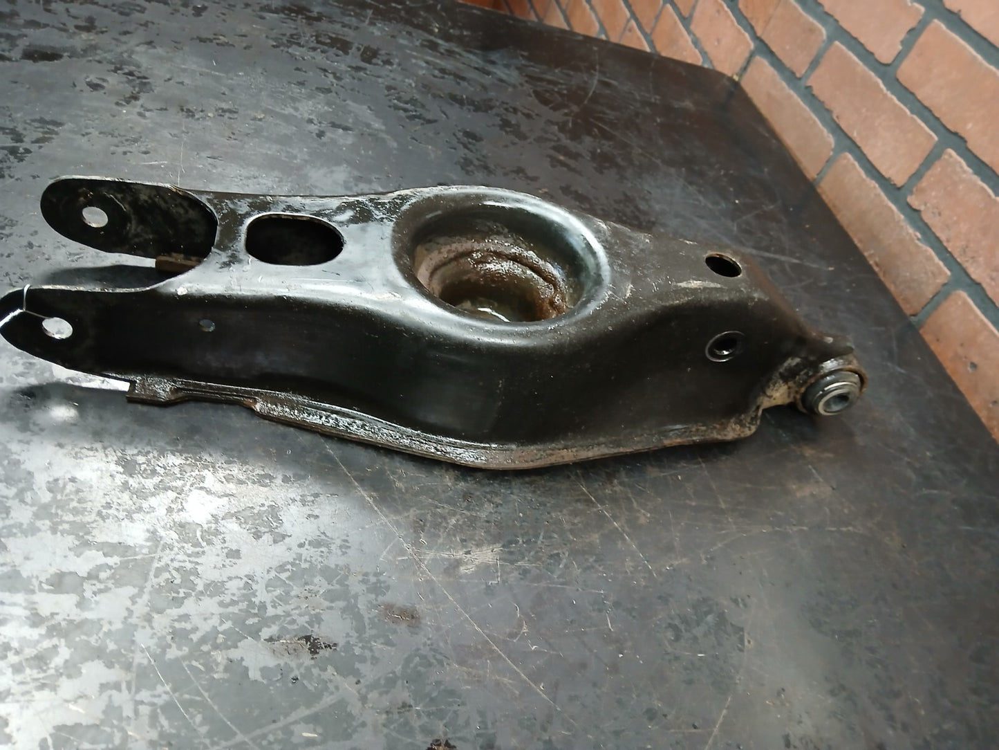 2015-2022 Dodge Charger/Challenger/300 Rear Lower Control Arm Spring Perch