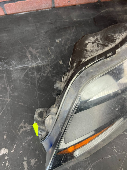 12-14 ford focus st halogen front left oem headlight Black Bezel