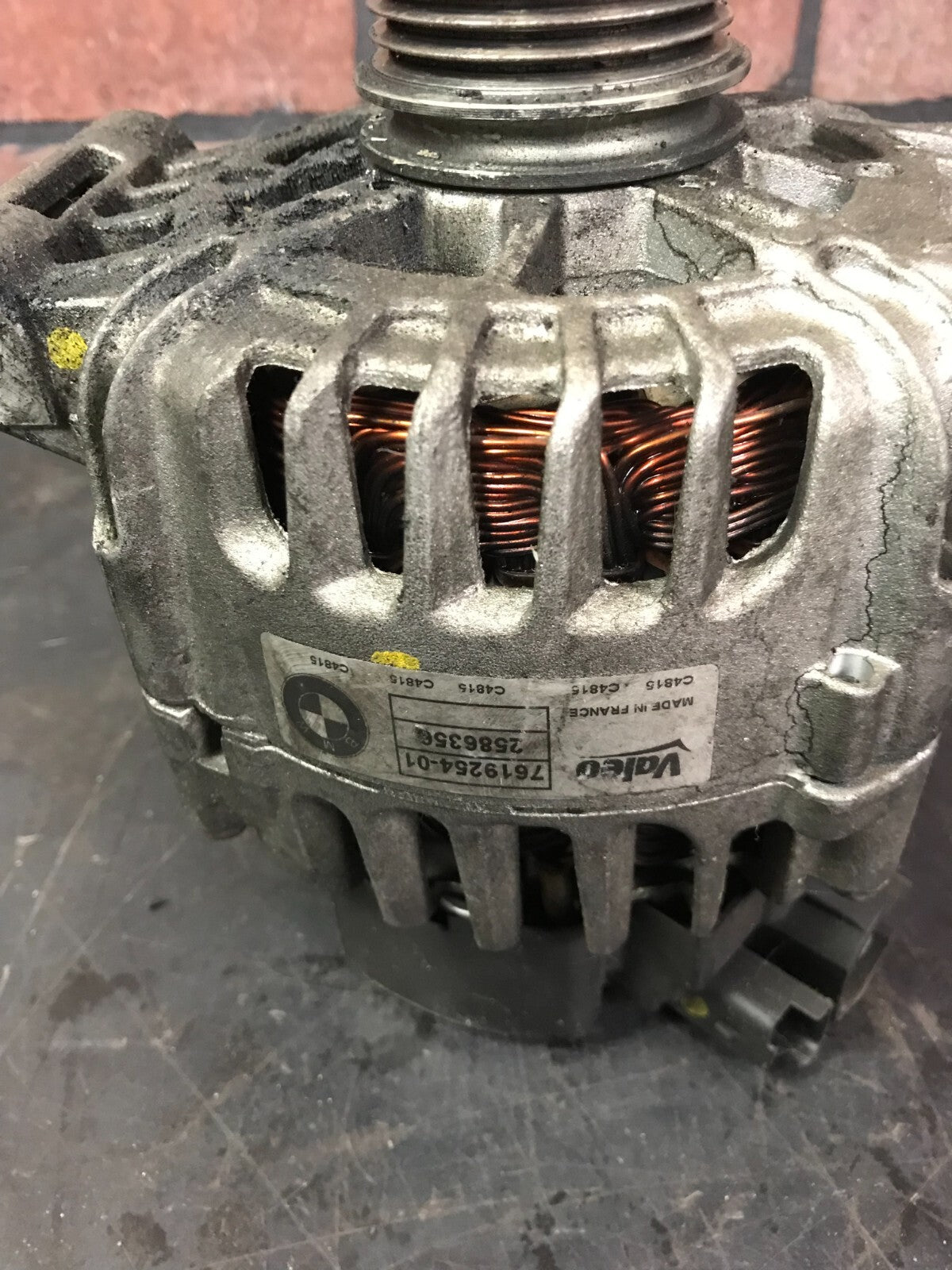 2002-2007 Mini Cooper Valeo Alternator 7619254-01 V7 615484 80-04