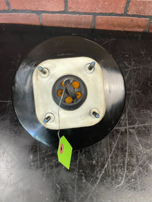 2006-2010 Jeep Grand Cherokee Commander Power Brake Booster OEM 5175731AA 175k