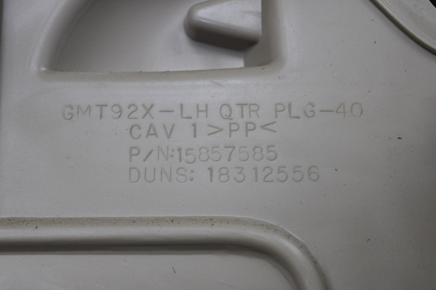 2007-2014 GM Tahoe Yukon Interior Quarter Panel Trim Left Cashmere 15885777 OEM