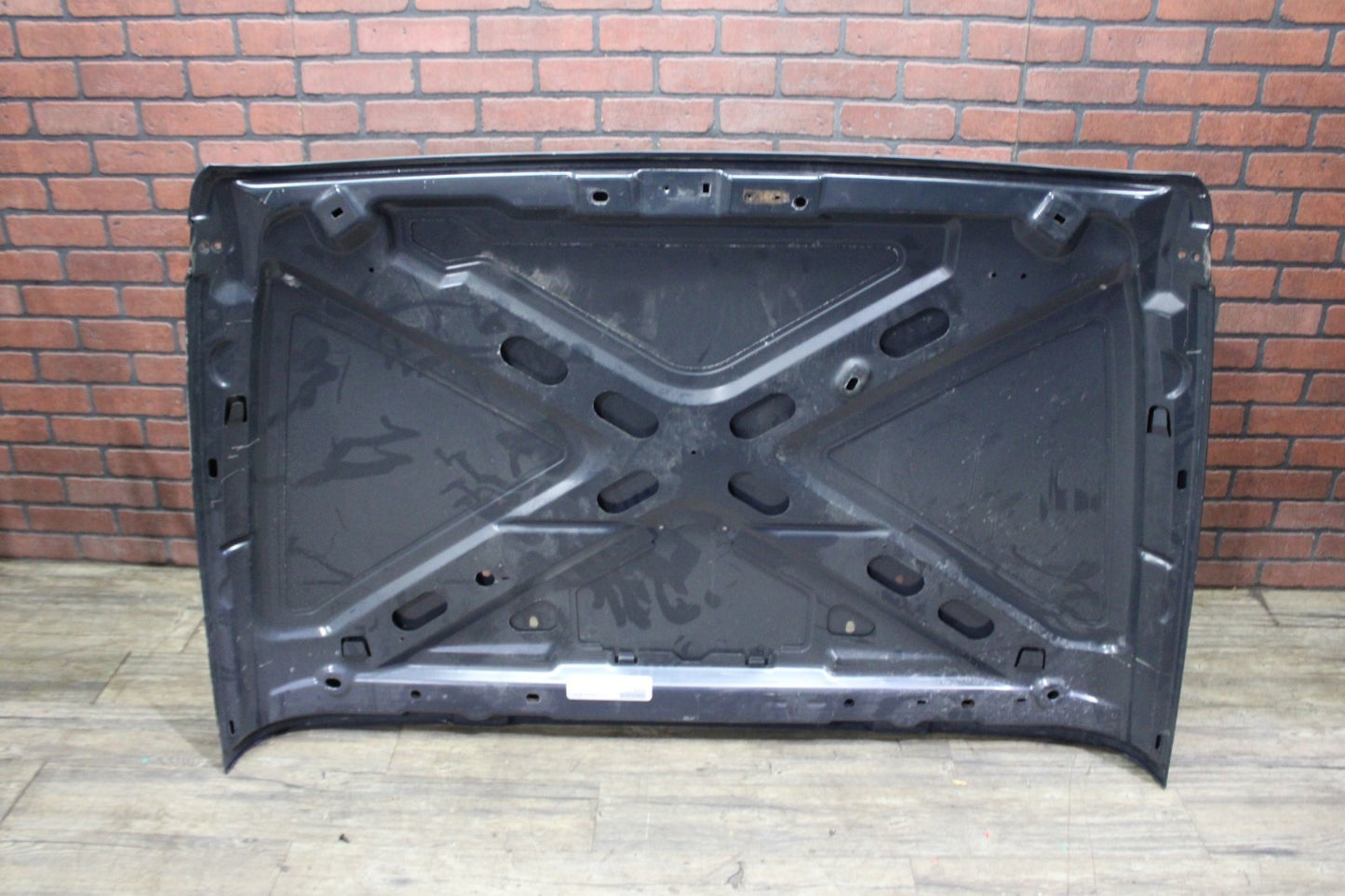 08-18 Jeep Wrangler Rubicon Front Flat Center Hood Panel Assembly Anchor Gray