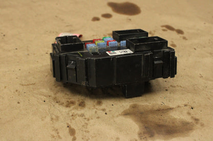 08-11 Suburban 1500 Yukon Escalade Interior Cabin Fuse Box Relay OEM 25815391_01