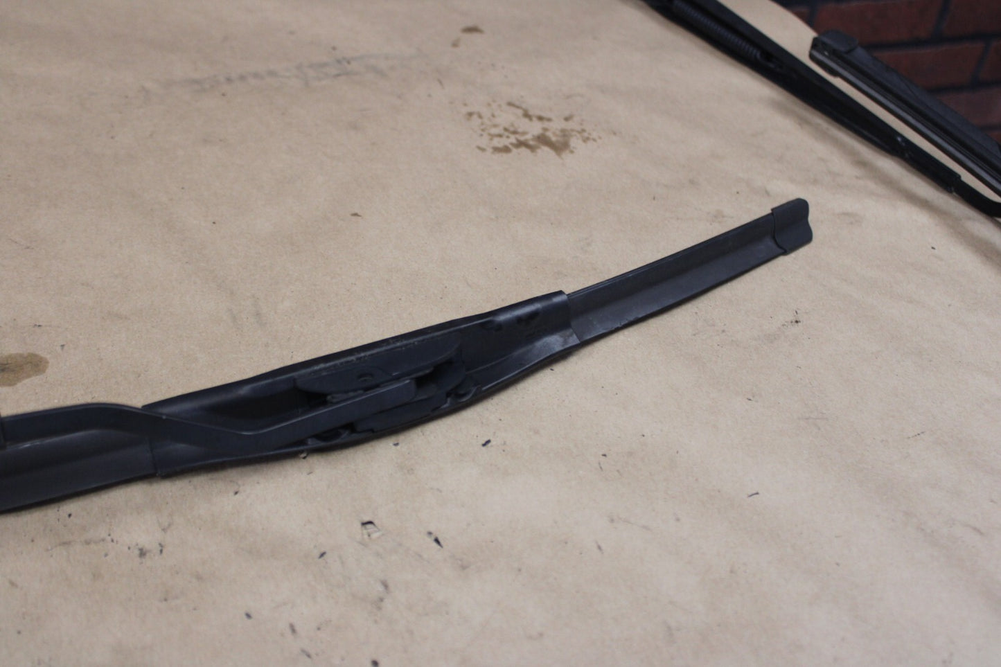 05-10 Jeep Grand Cherokee Front Windshield LH RH Wiper Arm Set Pair Left Right