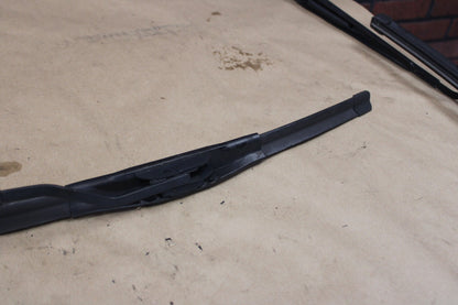 05-10 Jeep Grand Cherokee Front Windshield LH RH Wiper Arm Set Pair Left Right