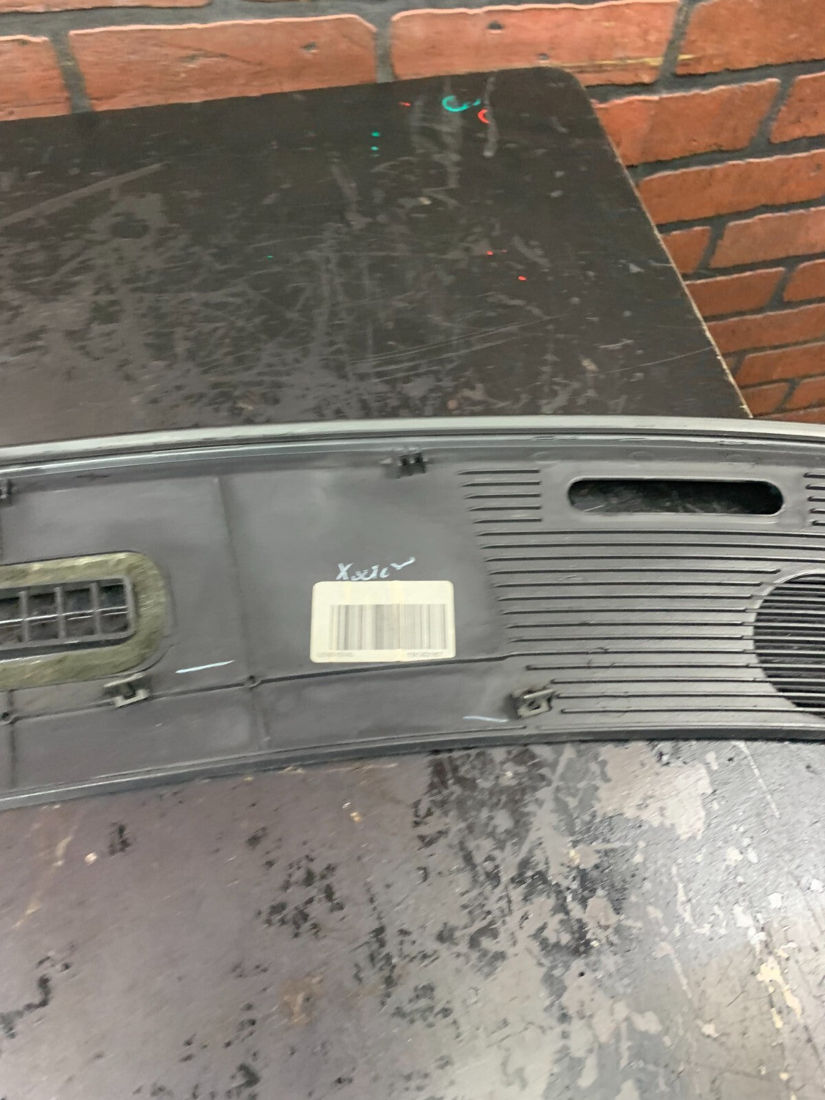 2007-2009 DODGE CALIBER DASH BOARD UPPER DEFROST DEFOGGER PANEL COWL TRIM OEM