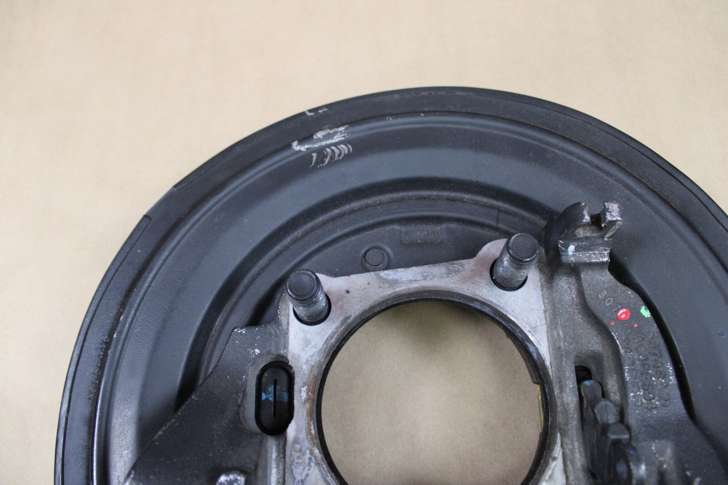 2012-2018 Ram 2500/3500 Rear Knuckle Spindle Assembly w/ Cover