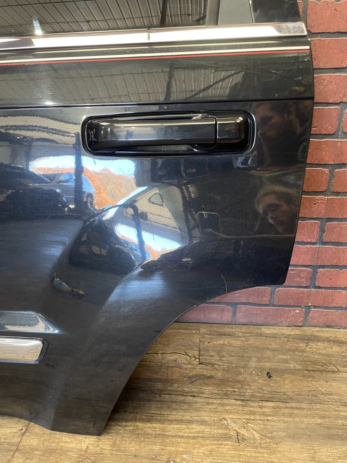 2005-2010 Jeep Grand Cherokee SRT8 OEM LH Left Driver Rear Door Assembly Black