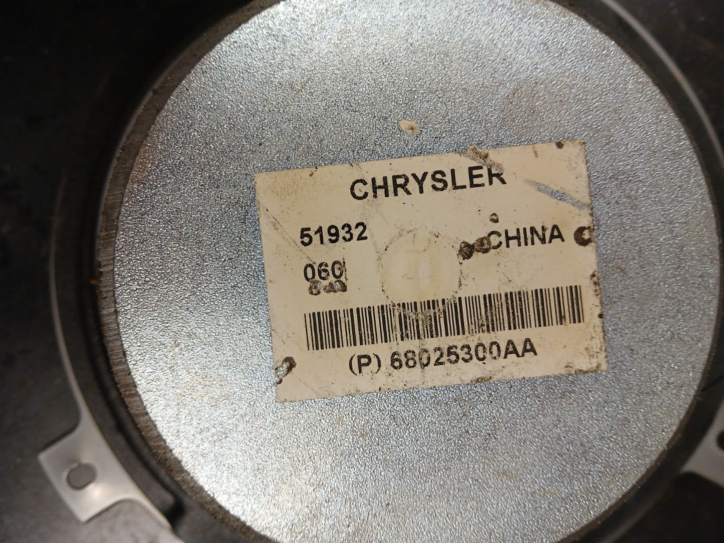 2008-2011 Challenger Grand Cherokee Audio Speaker Set 68025300aa 05030479aa