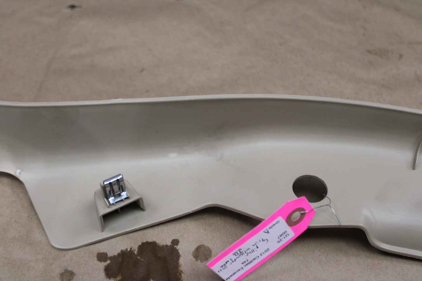 2007-2014 Cadillac Escalade Driver LH Left Side C Pillar Trim Panel Molding OEM