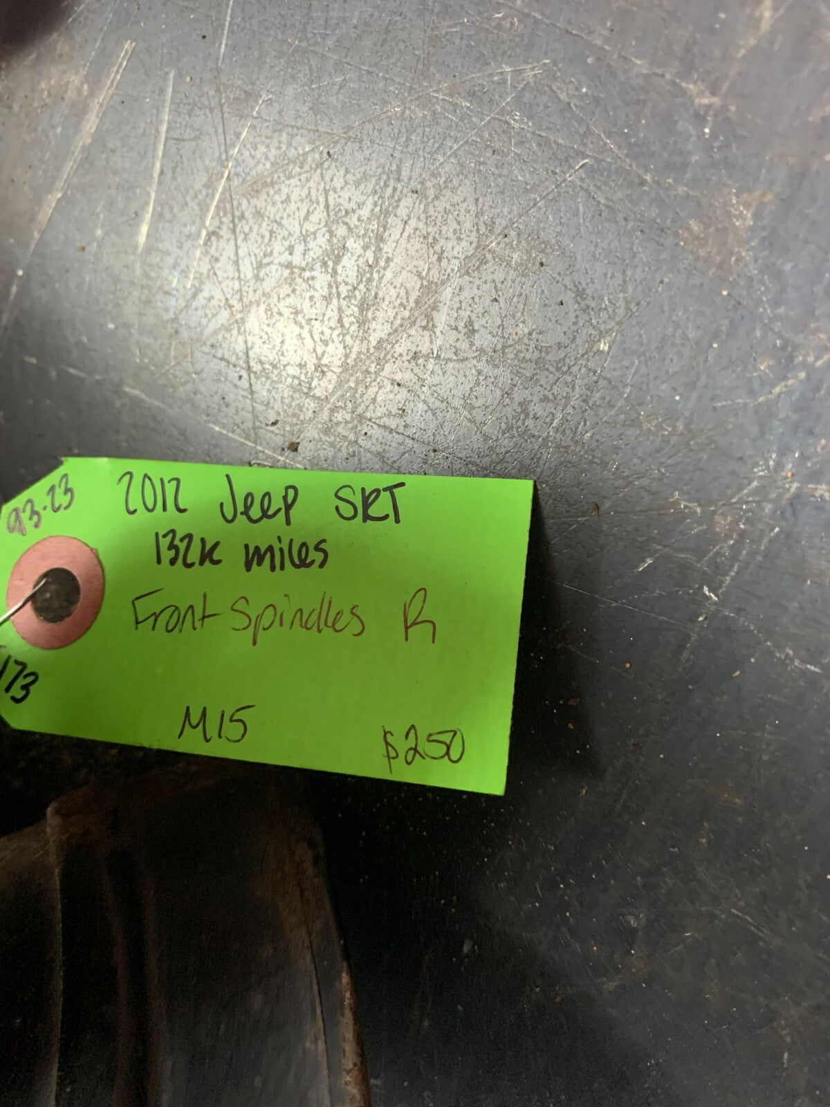 12-15 Jeep Grand Cherokee SRT Rear Passenger RH Side Spindle Knuckle 04877112ab