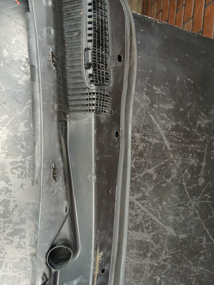 2005-2010 Charger Magnum 300 Exterior Windshield Defroster Cowl Panel 04805834ac