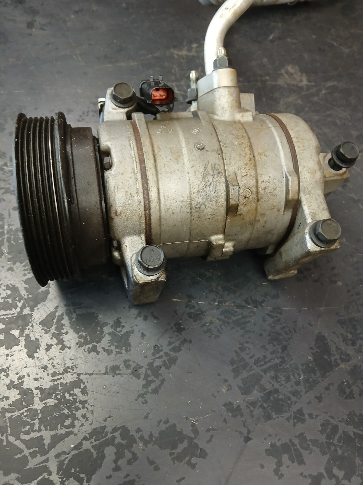 2005-2010 Charger Challenger 300 6.1L A/C Compressor 04596492ac w/ Tube