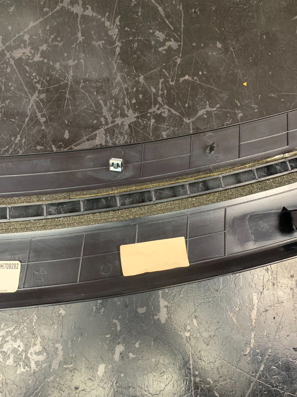 11-23 CHARGER CHALLENGER 300 DASH WINDSHIELD DEFROSTER PANEL OEM 1JQ67DX9AJ