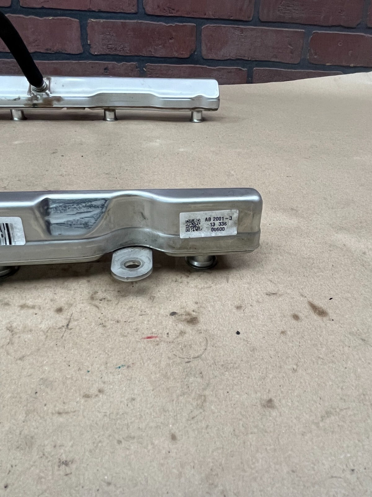 2011-2024 Dodge Jeep Chrysler SRT 6.4L 392 Scat Engine Fuel Rail 05038530AB OEM
