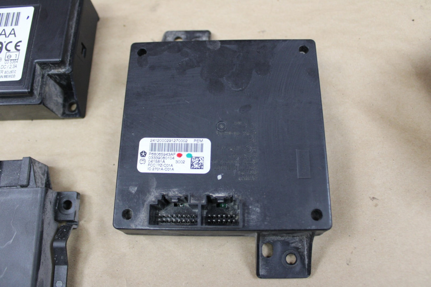 2013 Dodge Challenger SRT8 PCM ECU RFHUB Pedal Ignition Key Package 05150694AC