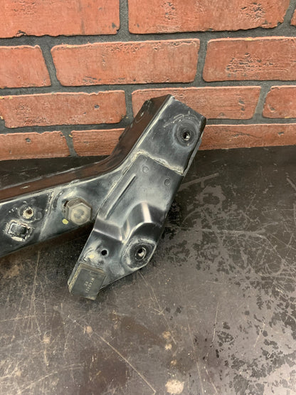 2011-2021 JEEP GRAND CHEROKEE FRONT LEFT RADIATOR MOUNT BRACKET SUPPORT OEM