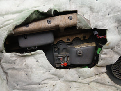 2007 Jeep Grand Cherokee Front Passenger RH Side Interior Door Panel Gray