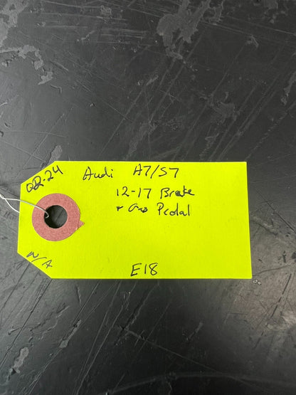 12-17 AUDI A8 A7 S7 BRAKE PEDAL W/PEDAL # 4G1 723 117 OEM