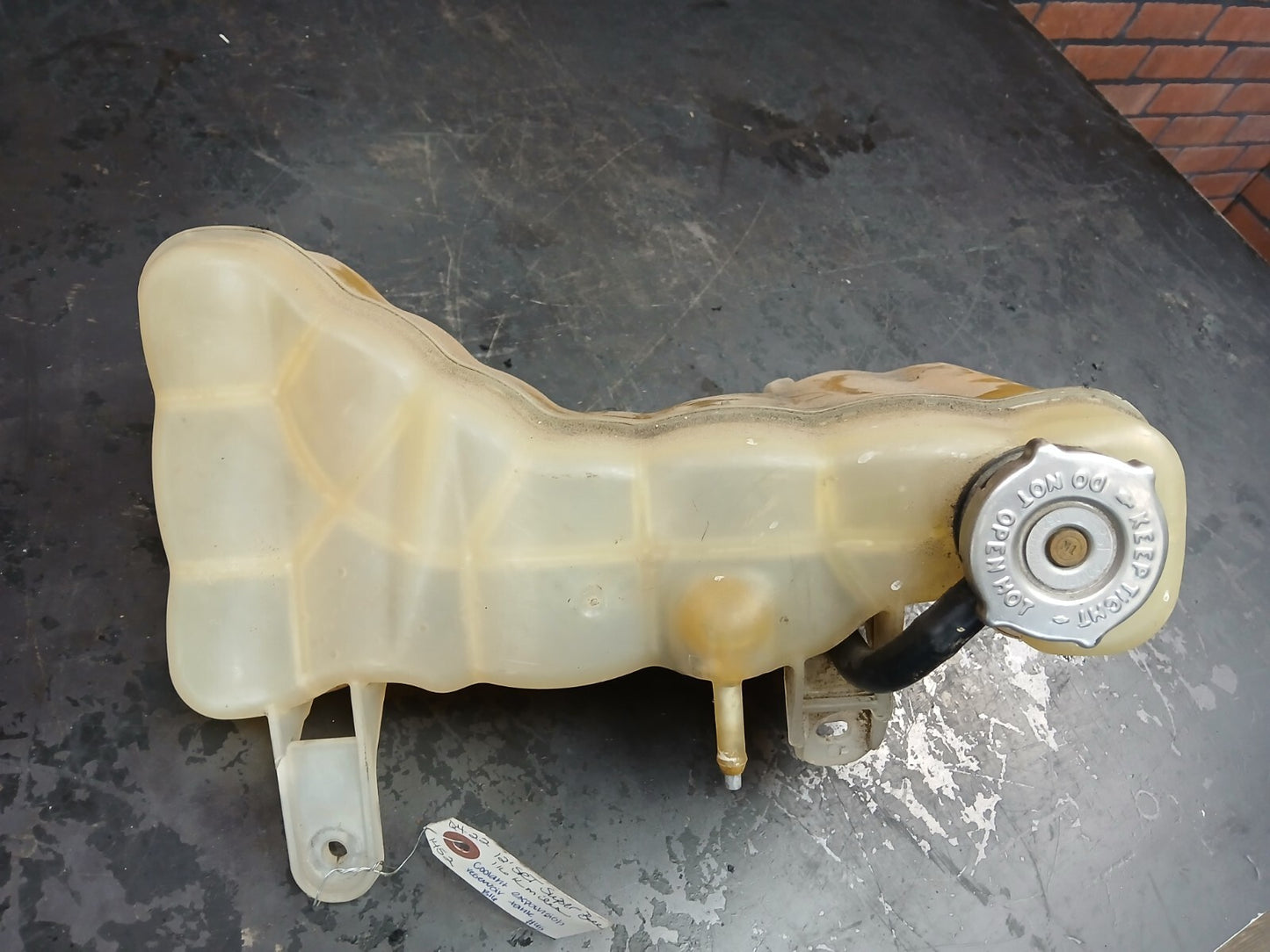 2011-2023 Charger Challenger 300 Coolant Recovery Reservoir Tank 55111260ae