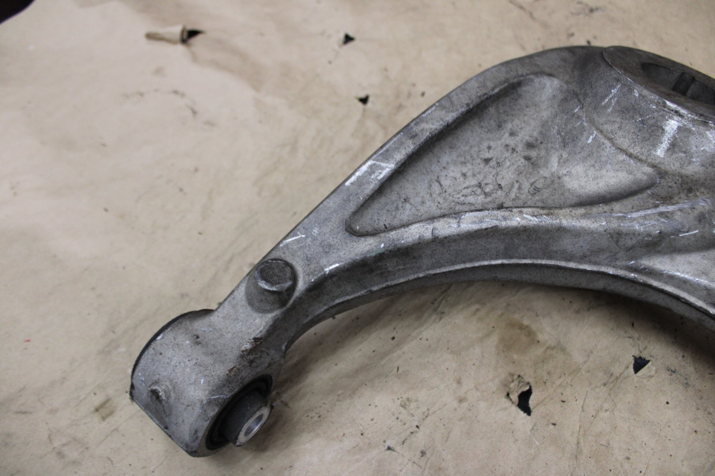 14-25 GRAND CHEROKEE DURANGO AWD REAR DRIVER LH LOWER CONTROL ARM OEM 52124815AD