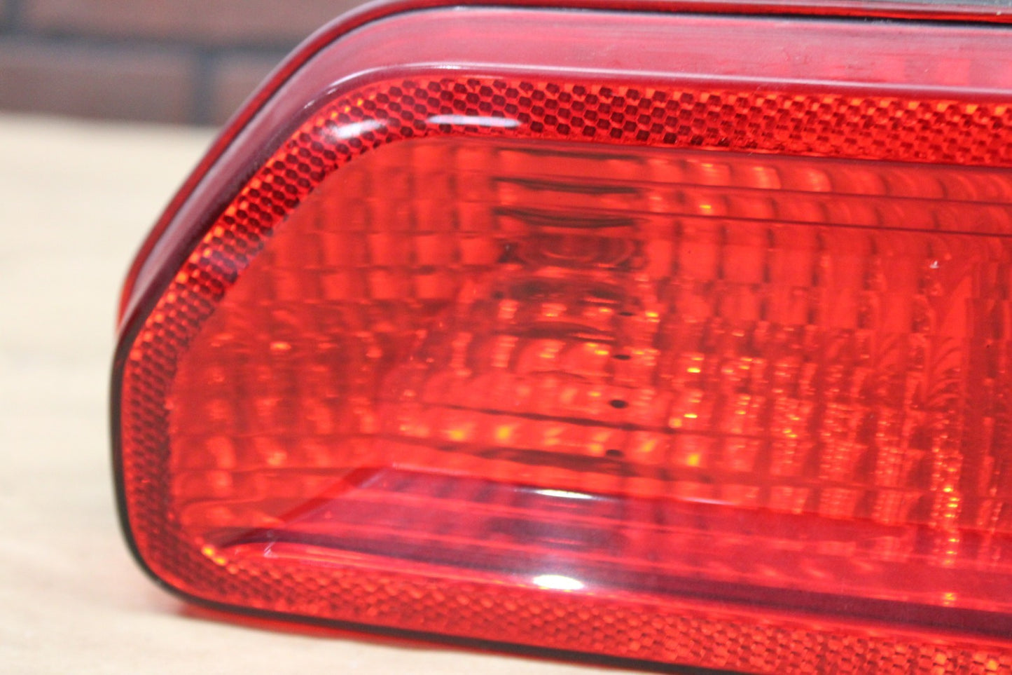2008-2014 Dodge Challenger SRT8 Driver LH Left Side Tail Light Taillight OEM