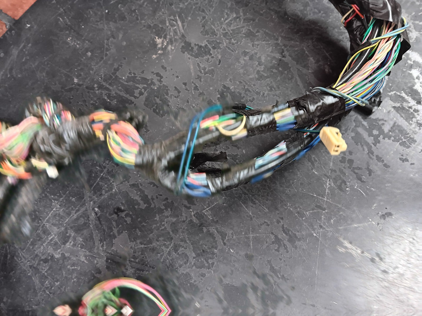 2007-2008 Dodge Caliber Mopar Dash Instrument Panel Wiring Harness 05084239AE