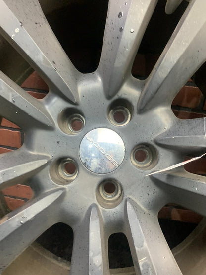 2011-2014 Dodge Charger/300/Challenger SRT8 Full Wheel Set w/ Center Caps 5 spk