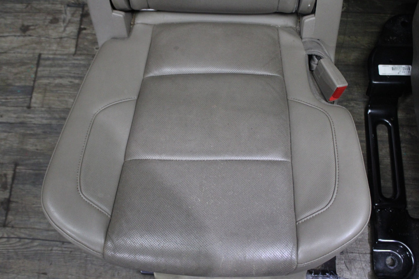 15-20 YUKON Gray Leather Rear Back Second Row Heated Captains Bucket Seat Set