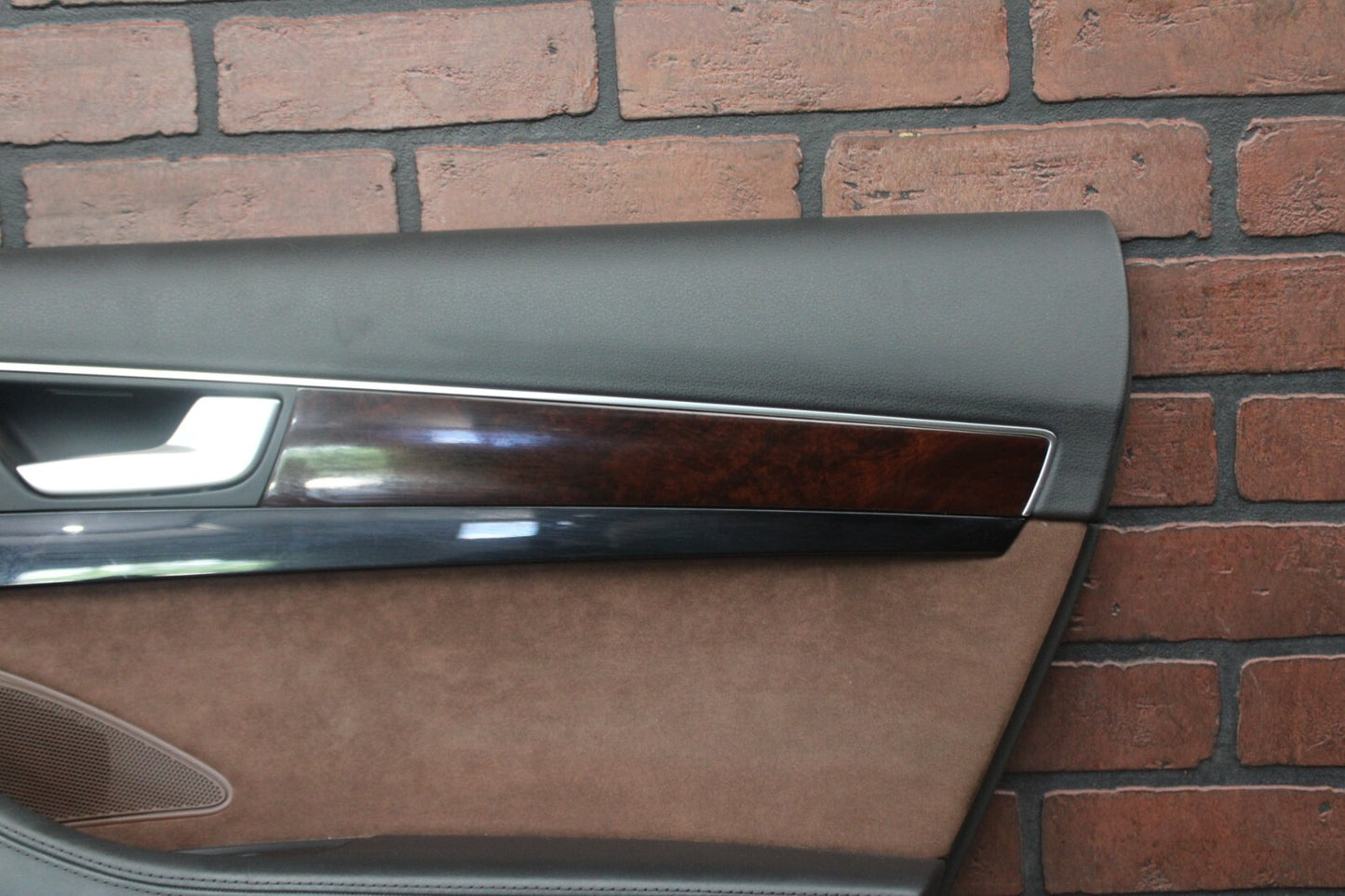 11-18 AUDI A8 REAR RIGHT PASSENGER SIDE INTERIOR DOOR PANEL TRIM OEM 4H4 868 066