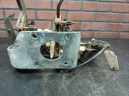 2003-2006 Dodge Viper SRT-10 Brake Clutch Accelerator Pedal Assembly 05290890ae