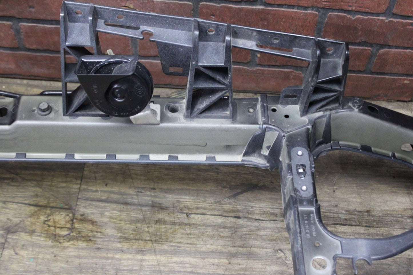 08-14 Dodge Challenger SRT8 Upper Radiator Core Support Bracket OEM 68066027AB