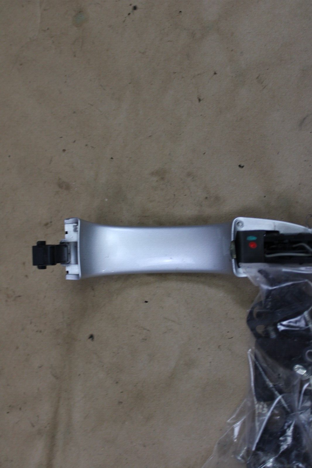 2012-2018 Audi A6/A7/S6/S7/S8/RS7 Driver LH Side Door Handle w/ Sensor OEM Grey
