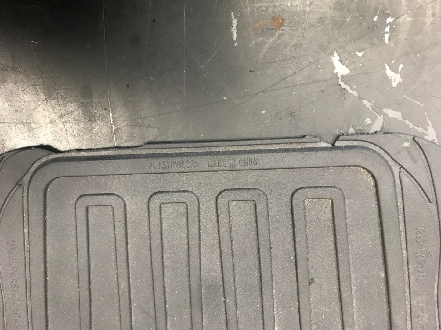 2008-2010 Dodge Challenger SRT Plasticolor Black Rubber Floor Mat Set of 4