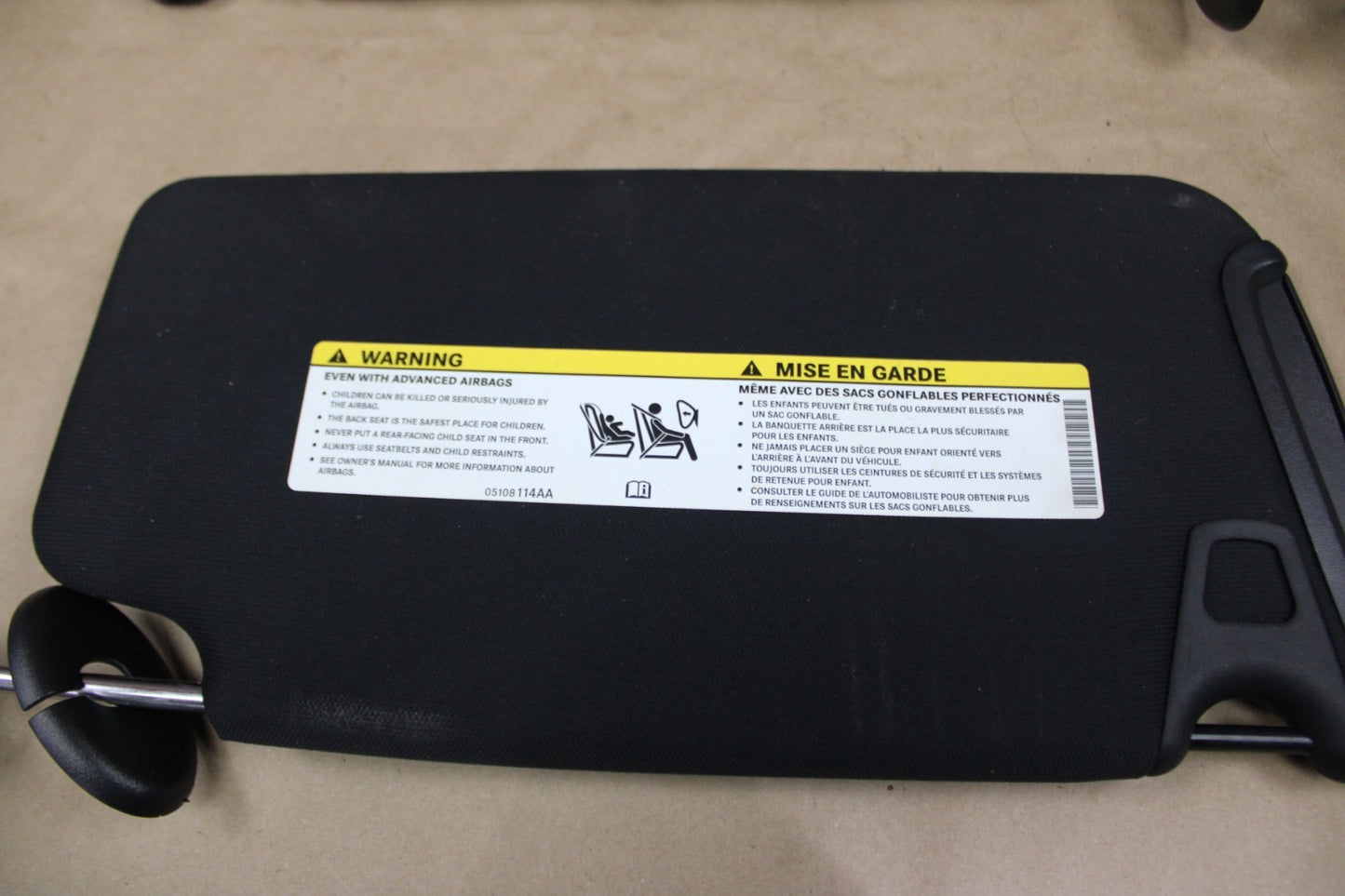 2014-2023 DODGE CHARGER FRONT WINDSHIELD SUN VISOR SHADE SET OEM 5PJ80DX9AC