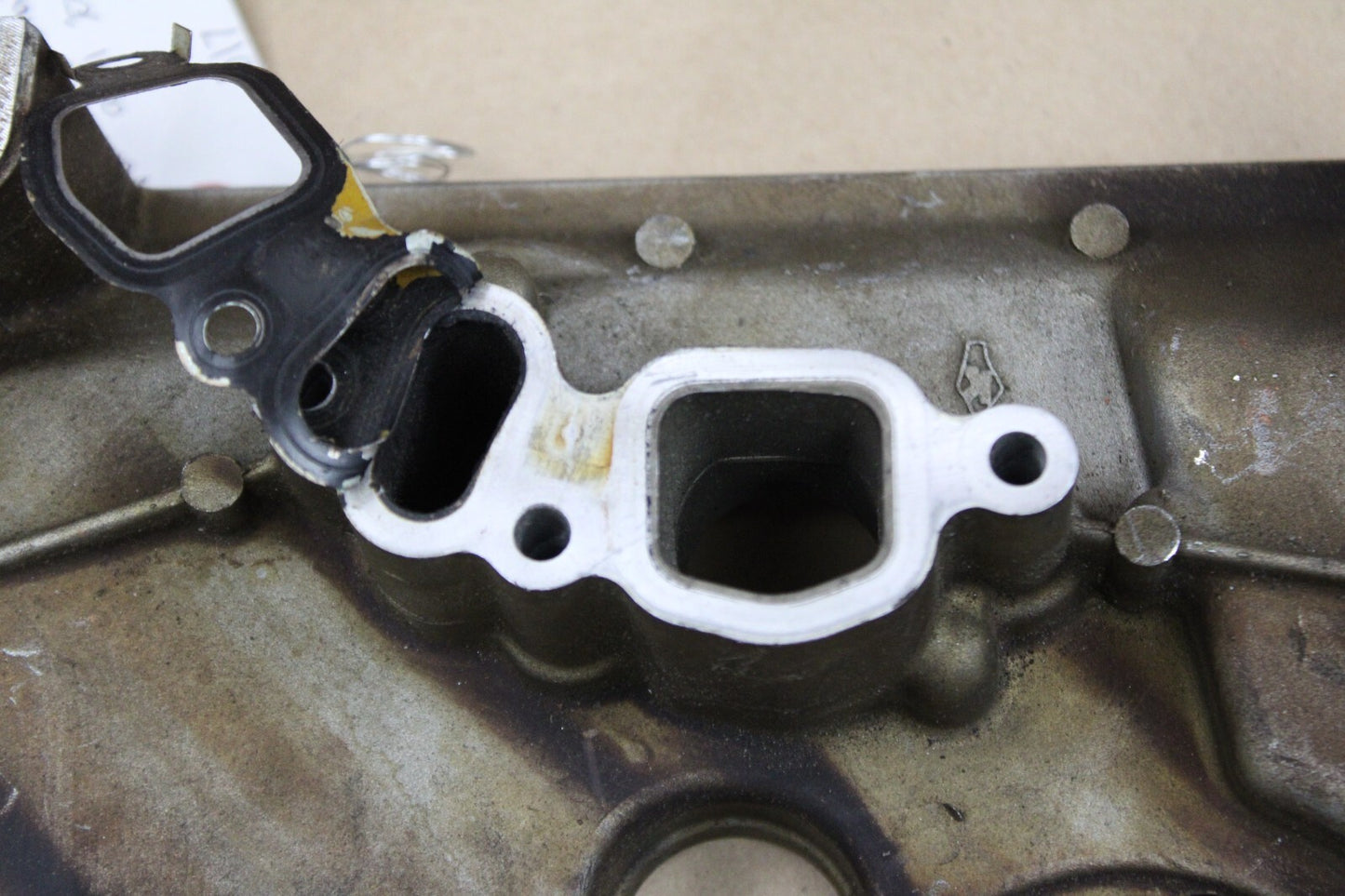 2004-2009 Audi S4 RS4 Driver LH Rear Left Side Timing Chain Cover  079 109 129 G