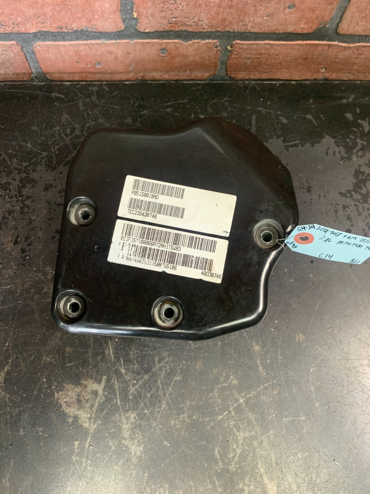 2014-2018 Ram 1500 3.0L Eco Diesel Injection Pump Cover 05158019ad