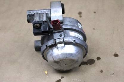 BAD 2013-2018 Audi S7 4.0L Passenger RH Side Engine Mount w/ Sensor 4H0 799 256T