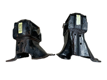 2006-2010 JEEP GRAND CHEROKEE SRT8 COMMANDER MOTOR ENGINE MOUNTS OEM 132k MILES.