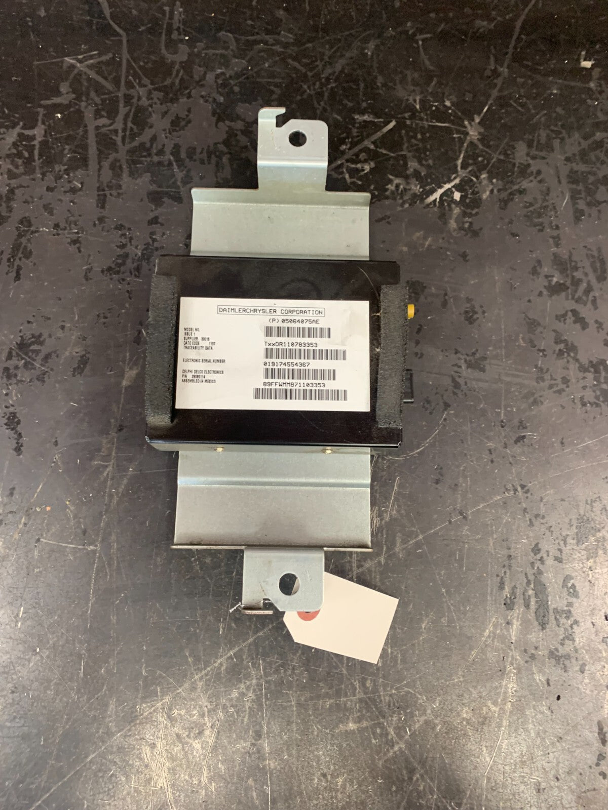 2006-09 DODGE RAM 1500 2500 3500 SIRIUS SATELLITE RECEIVER MODULE 05064075AD OEM