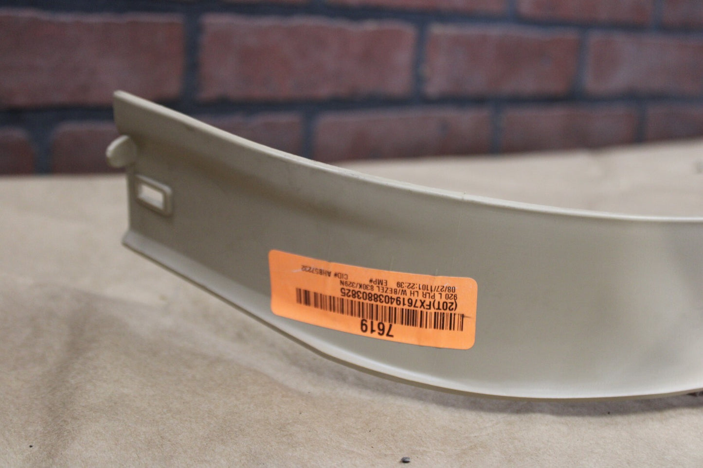 2007-2014 Cadillac Escalade Driver LH Left Side C Pillar Trim Panel Molding OEM