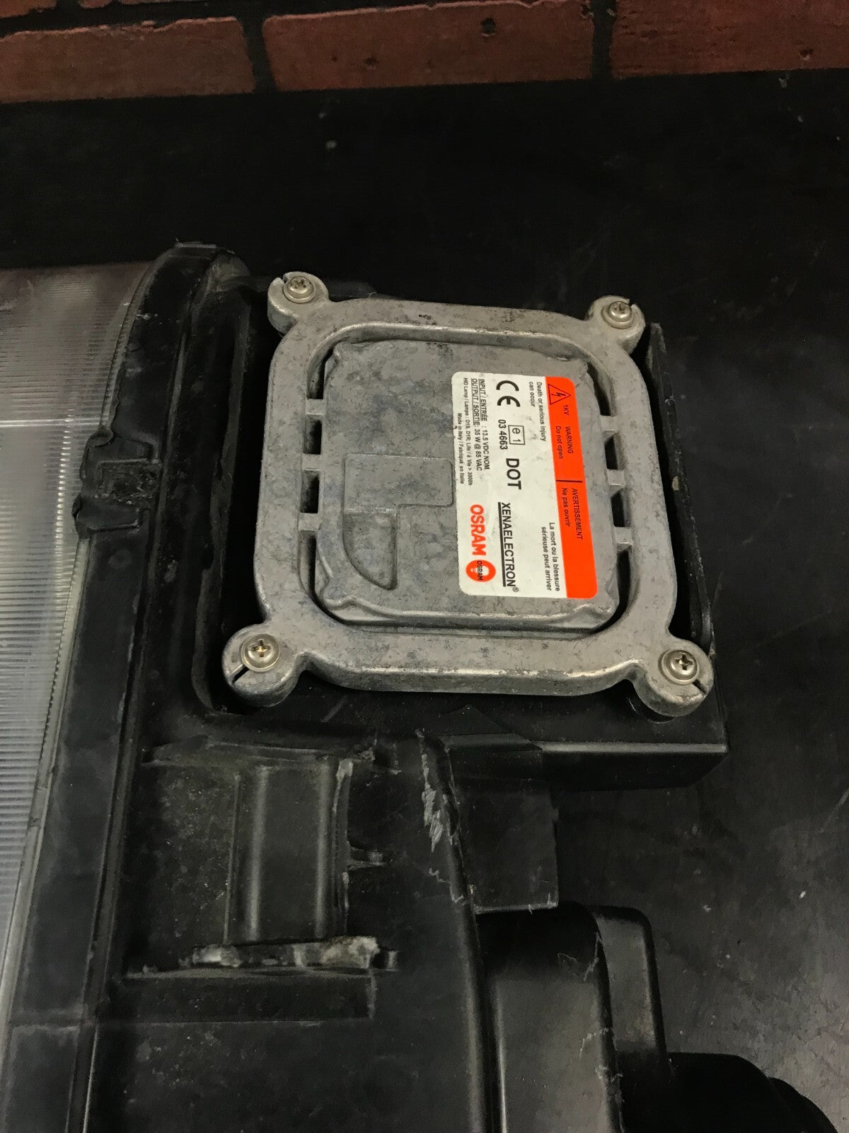 2008-2014 Challenger SRT8 Right Side Passenger Headlight OEM XENON HID Ballast