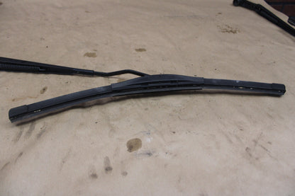 05-10 Jeep Grand Cherokee Front Windshield LH RH Wiper Arm Set Pair Left Right