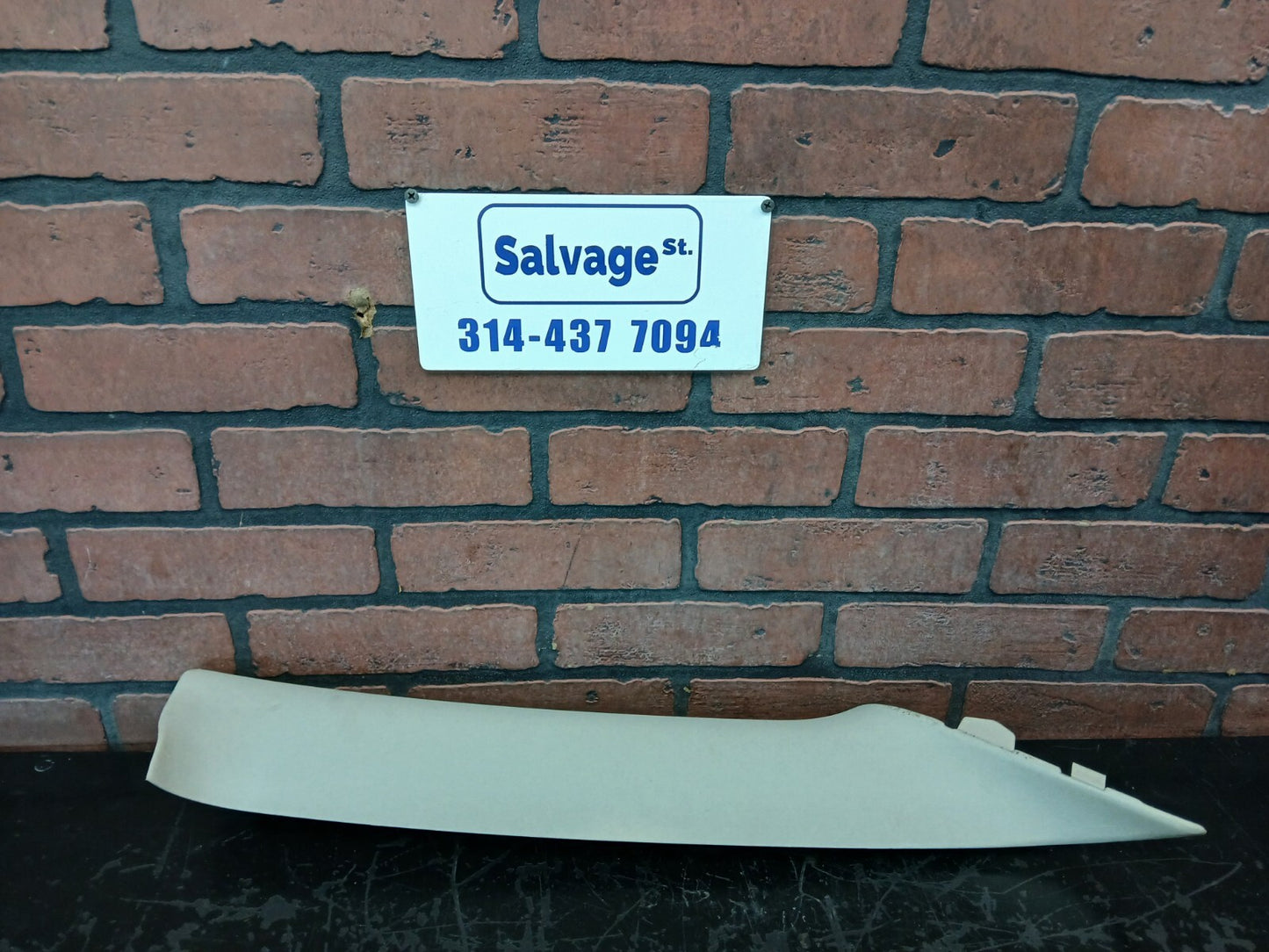 2005-2007 Chrysler 300 Front Passenger RH Side A Pillar Interior Trim 0um02bdxae