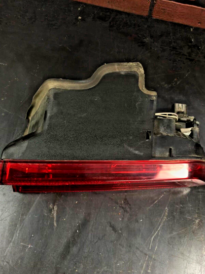 2008-2014 Dodge Challenger SRT Rear Passenger RH Side Outer Tail Light Assembly