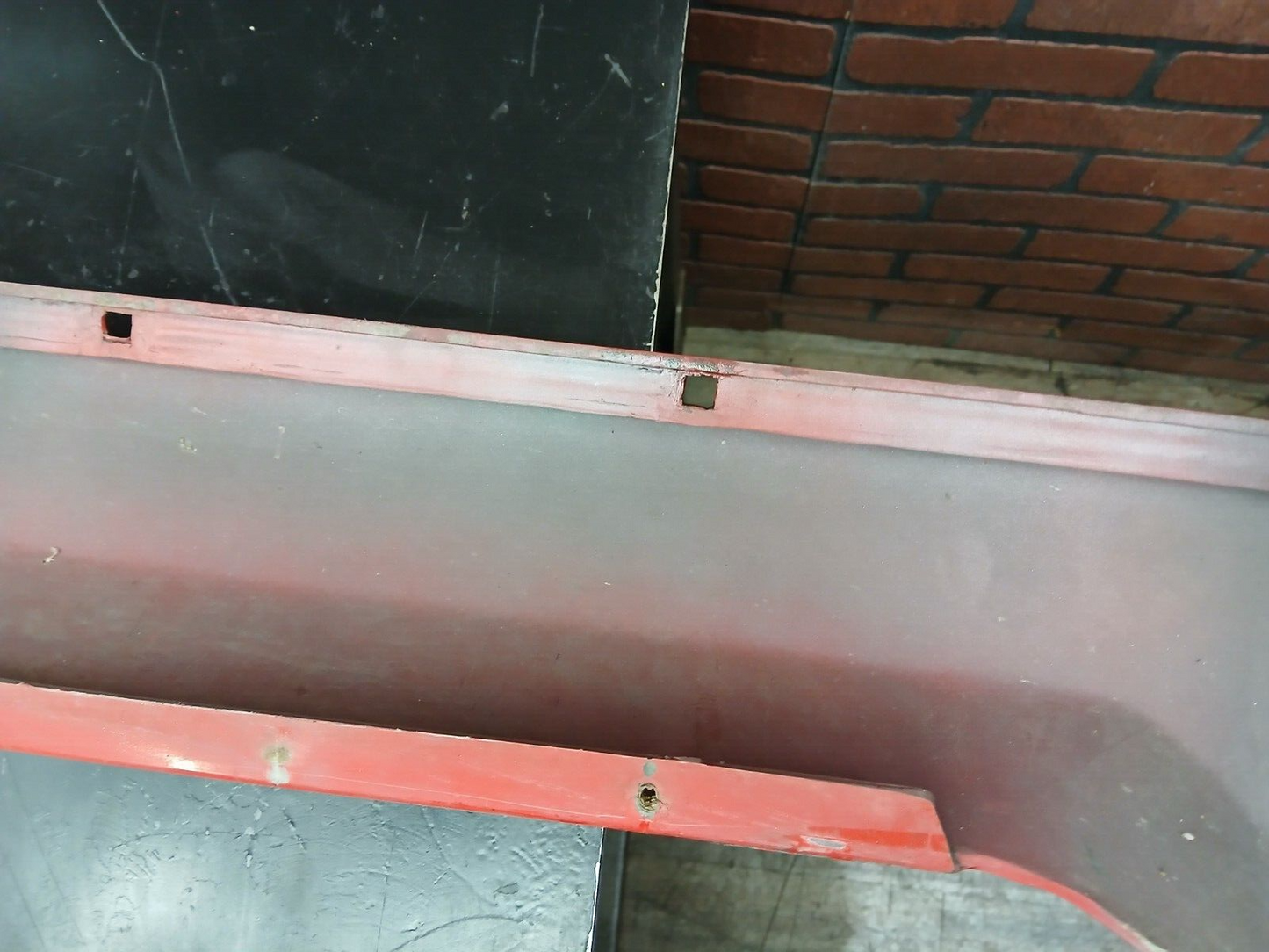2007 Dodge Charger Driver LH Side Skirt Rocker Panel Molding